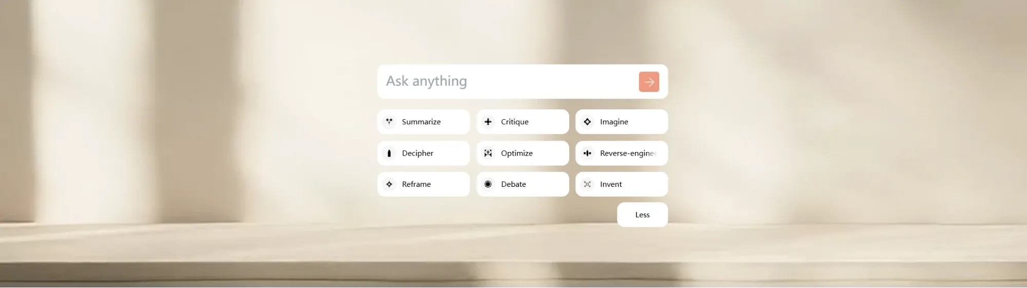 Minimale AI-toolinterface met een invoerveld en functionele bedieningsknoppen.
