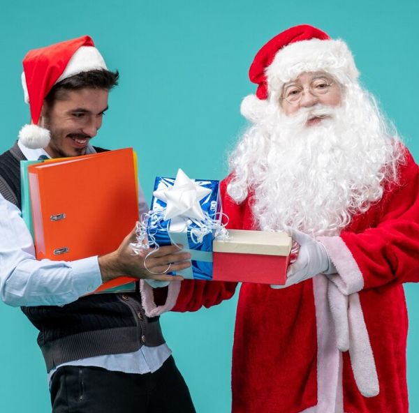 Personalizable Santa Gifting Videos